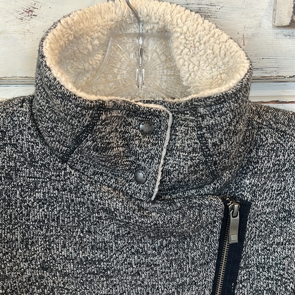 Bench super soft sherpa lined zip front jacket coat Womens S  EUC - Picture 2 of 11